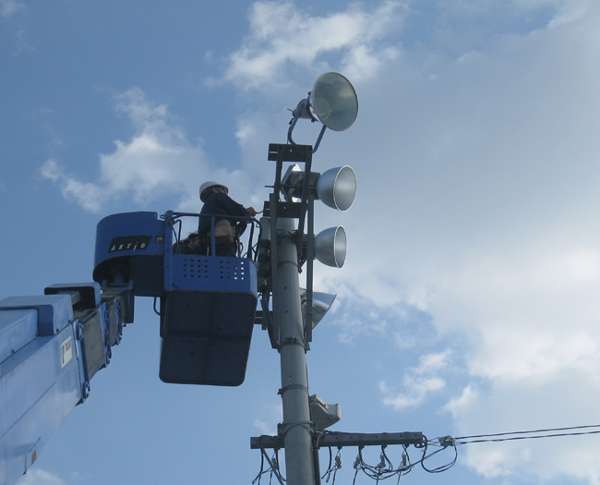 LED投射灯-日本大阪汽车训练场节能改造工程项目（300W工矿灯取代1000W照明）